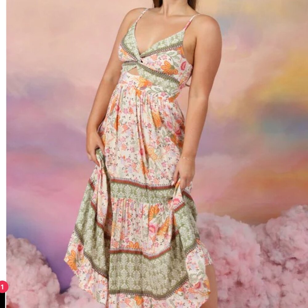 Angie - Twist Maxi Dress - Picture 2 of 4